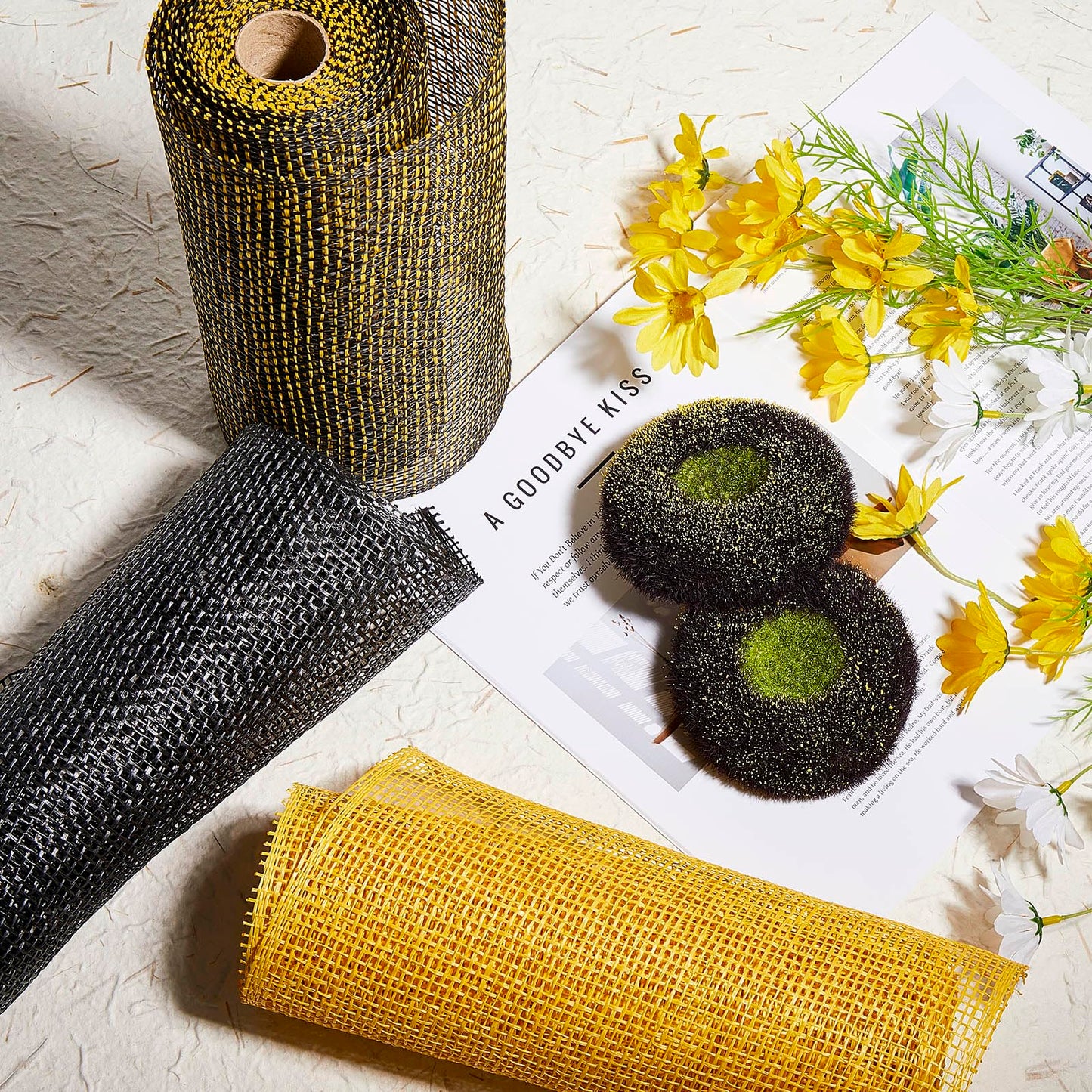 Yuxung 10 Pcs Poly Burlap Mesh 10 Inch and Disc Florets of Sunflower Center Set Wreath, Includes 5 Roll Black Yellow Mesh and 5 Pcs Foam Sunflower Head for DIY Bee Wreath Decoration Party Supplies