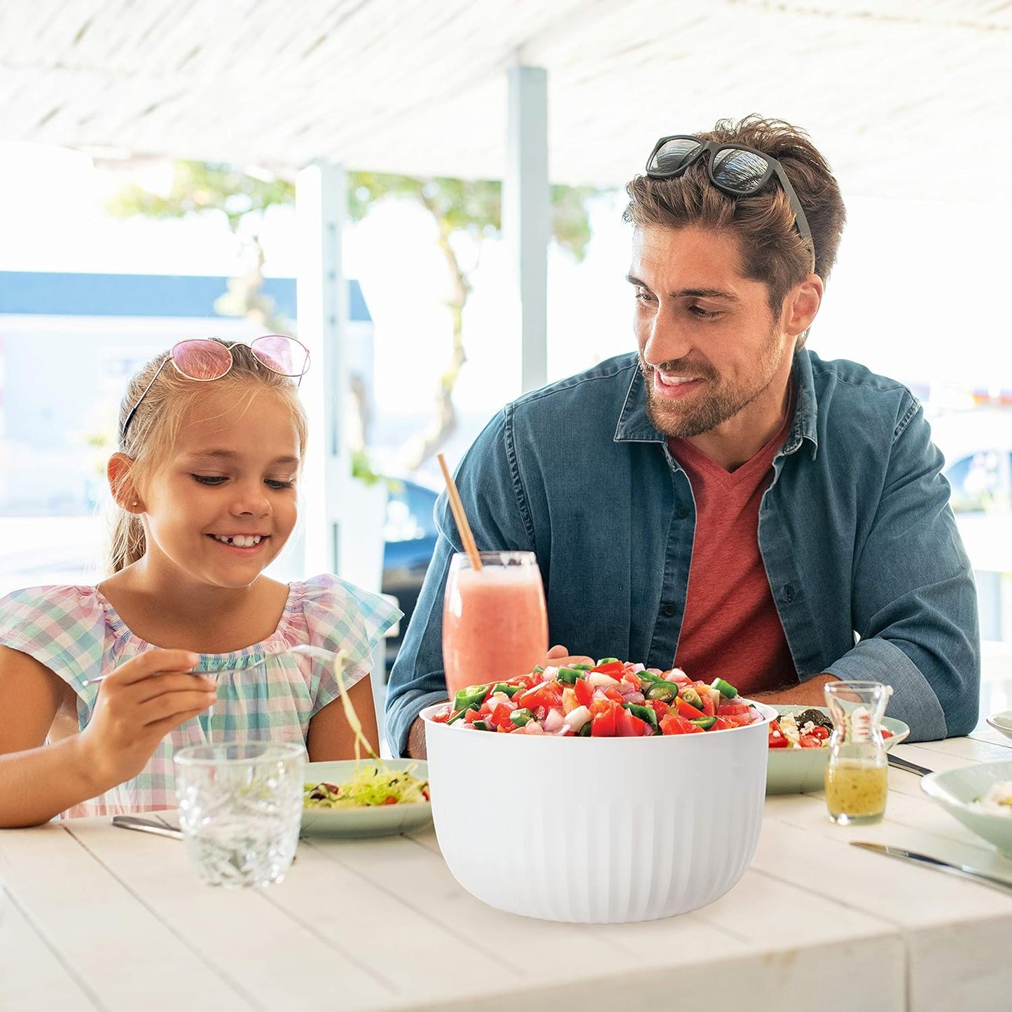 OGGI Prep, Store & Serve Plastic Bowl with See-Thru Lid, Dishwasher, Microwave & Freezer Safe (0.7 qt) White/Aqua