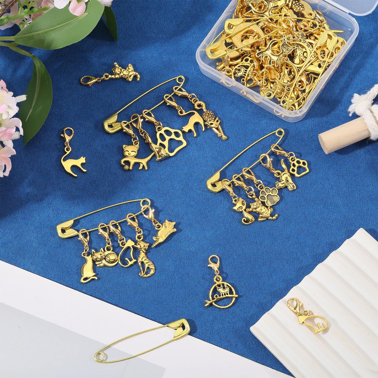 CONCHLERY 60 Pcs Cat Stitch Markers Charm Cat Crochet Markers Alloy Stitch Marker Planner Charms for Knitting Crocheting Quilting Weaving Jewelry Making Supplies, Gold