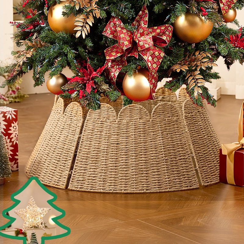 TOSTOOIRX Scalloped Rattan Christmas Tree Collar 28 Inch Hyacinth Xmas Tree Ring with Star Tree Topper, Woven Tree Base Cover for Holiday Home Decoration, Handcrafted Farmhouse Christmas Tree Decor