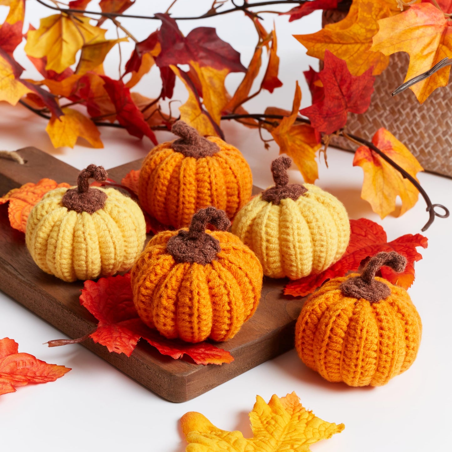 Sahoottie Mini Knit Pumpkins Set of 5, Fall Pumpkins Decor, Autumn Bowl Fillers Fall Farmhouse Tier Tray Decor, Warm Gift for Friend, Thanksgiving Decoration(Mini Autumn Set)