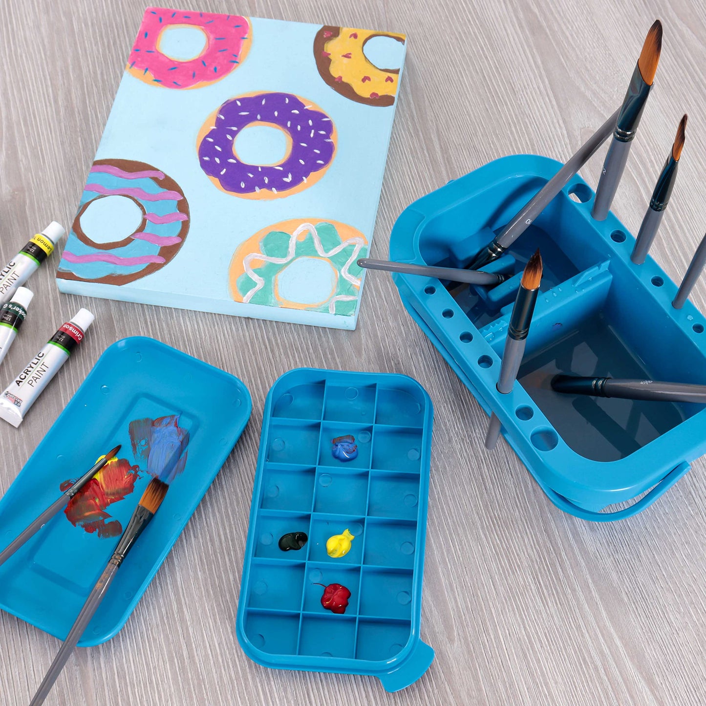 U.S. Art Supply 16-Hole Plastic Paint Brush Cleaner Washer & Paint Brush Holder with Palette Lid for Acrylic, Watercolor & Oil Paints
