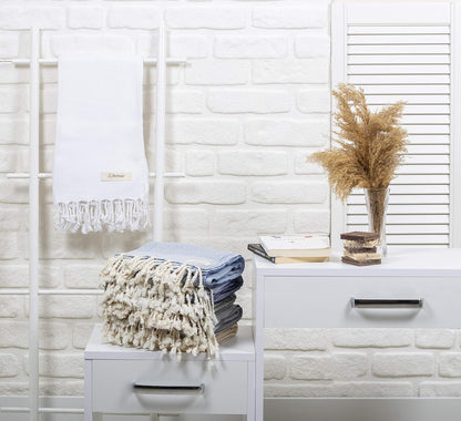 Bersuse 100% Cotton Ventura Premium Turkish Towel - Soft, Absorbent, Quick-Dry Bath & Beach Towel - 37x70 Inches, White