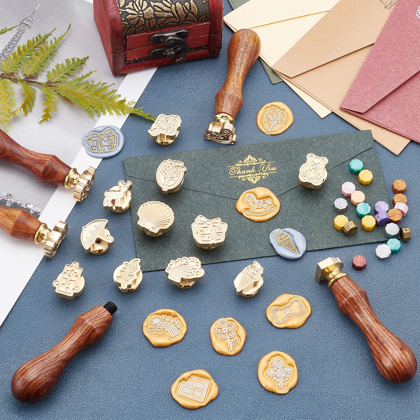 CRASPIRE Wax Seal Stamp Bear Vintage Sealing Wax Stamps Removable Brass Head Sealing Stamp with Wooden Handle for Wedding Invitations Valentine's Day Envelope Christmas Thanksgiving Gift Wrap