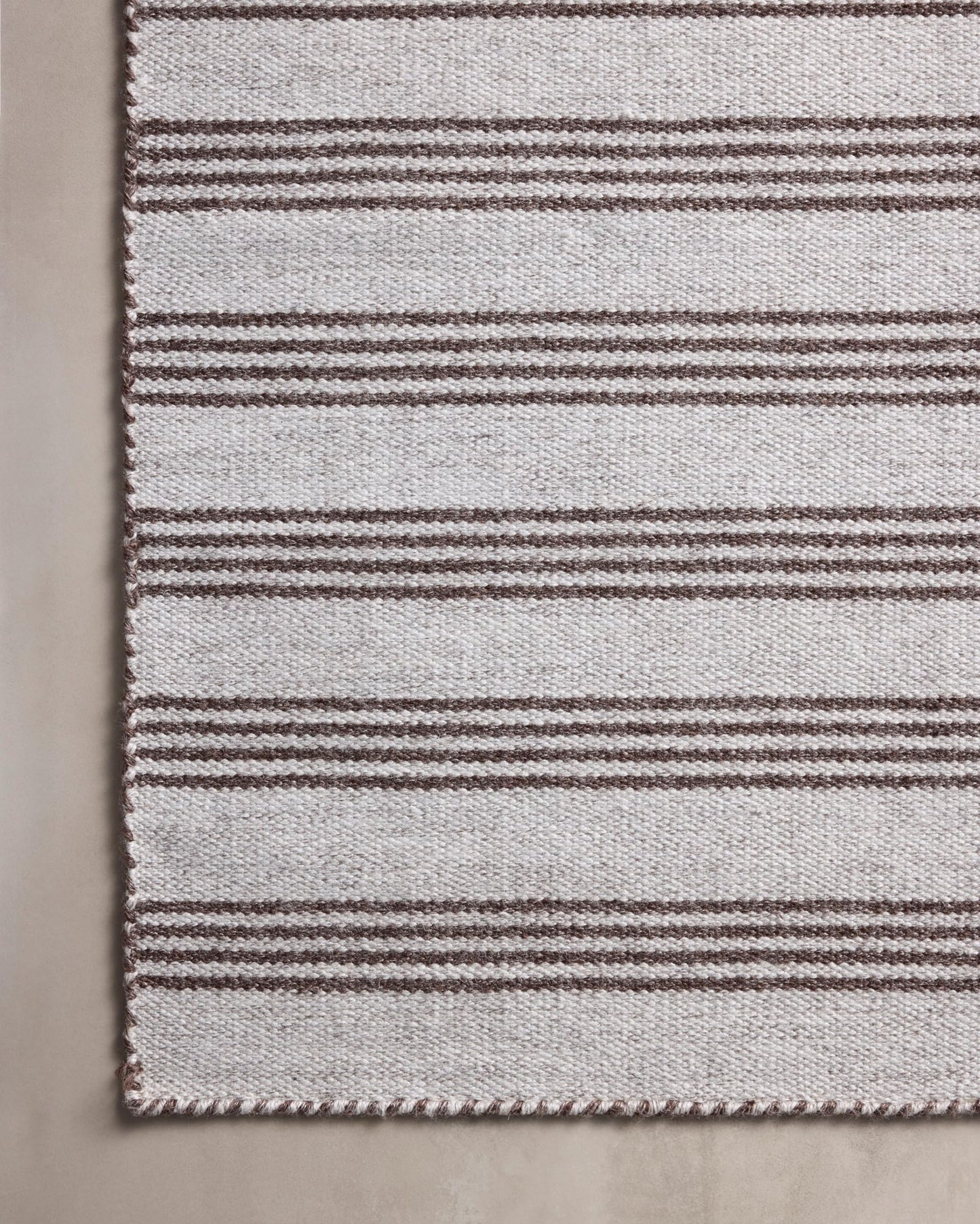 Loloi Magnolia Home by Joanna Gaines Charlie Collection CHE-01 Silver/Bark 2'-3" x 3'-9" Indoor/Outdoor Accent Rug