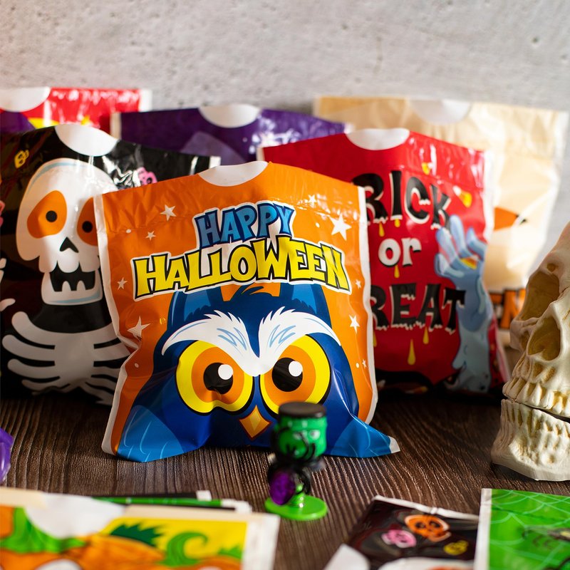 JOYIN 96PCS Halloween Drawstring Treat Bags, 6"x6" Halloween Goodie Candy Bags, 12 Designs Goody Gift Bag Bulk for Kids Boys Girls Trick or Treating, Classroom Party Favor Supplies