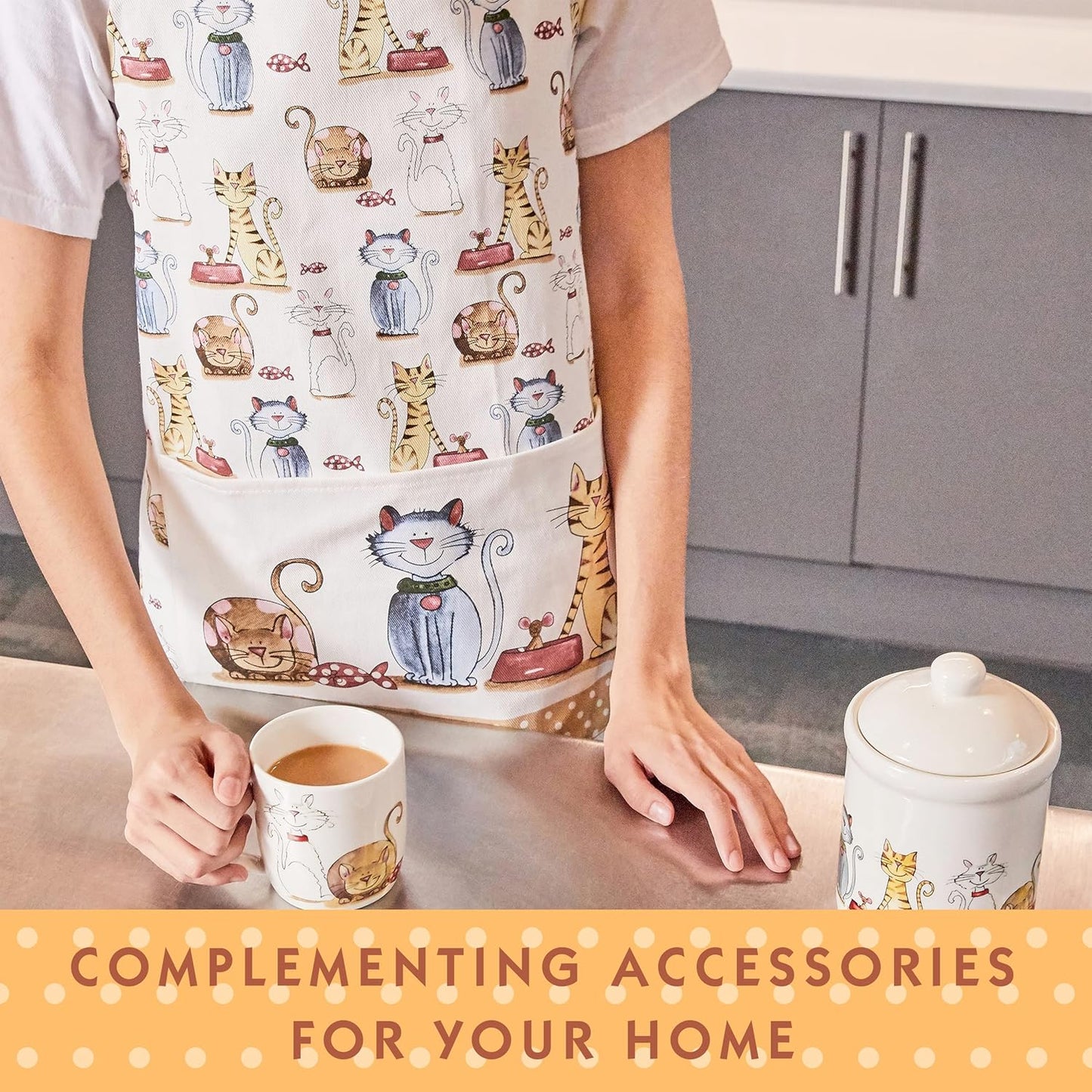SPOTTED DOG GIFT COMPANY Apron - Cute Cats Themed Kitchenware, 100% Cotton, 37"x28" Cooking and Baking Gift