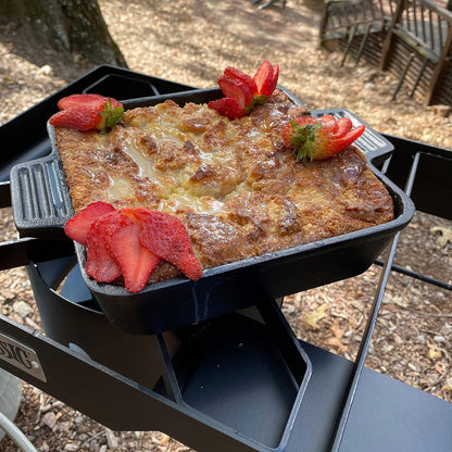 Bayou Classic 7472 Cast Iron Square Cake Pan - Perfect for Cornbread, Biscuits & Deep Dish Pizza