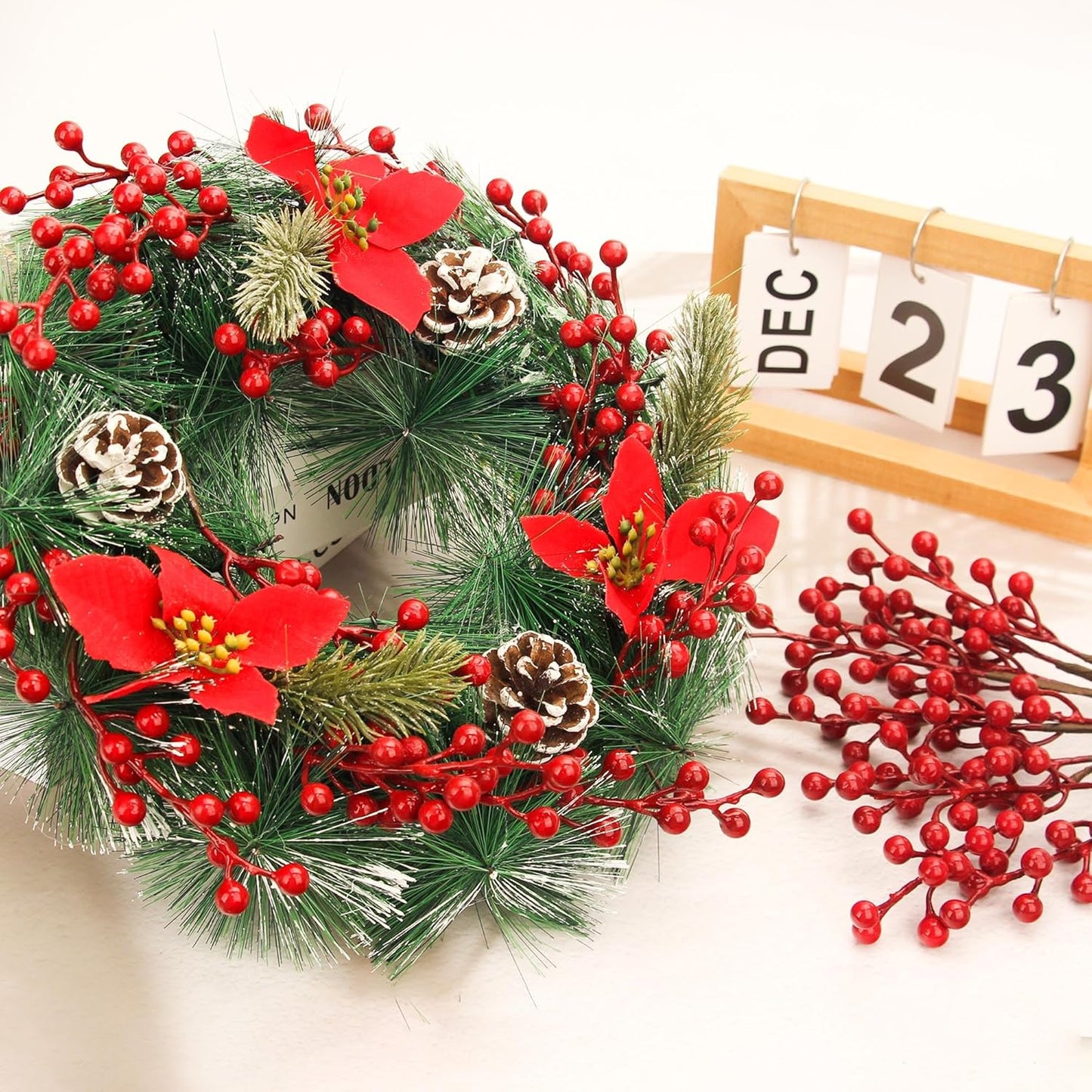 50pack NBGV Christmas Tree Decorations Artificial Berry Stems Red Berry Picks for Xmas Winter Party Holiday Flower