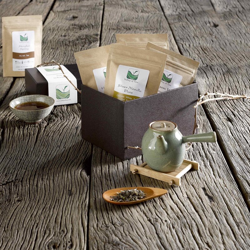 Tea Lovers Gift Basket Connoisseurs - Luxury Loose Leaf Tea Variety Pack - Specialty Teas Gift Box - Luxury Assortment of Tea Samplers - Samples Loose Leaf Tea Gift Set Tea Sampler Gift Set