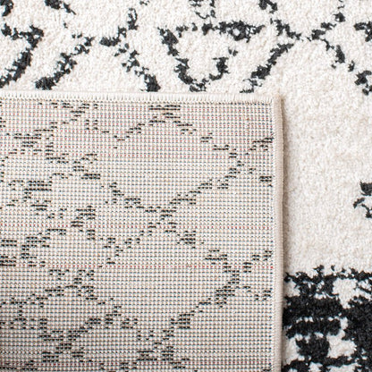 SAFAVIEH Area Rug 6x9 - Tulum Collection - Ivory & Black, Moroccan Boho Distressed Design, Non-Shedding & Easy to Clean, Ideal for Living Room, Bedroom, Dining Space (TUL229B)
